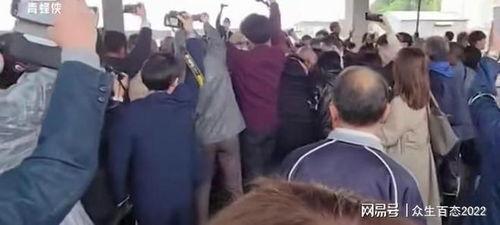 东京吃瓜群众,吃瓜群众的日常百态