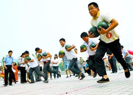 带你吃瓜亲子游戏